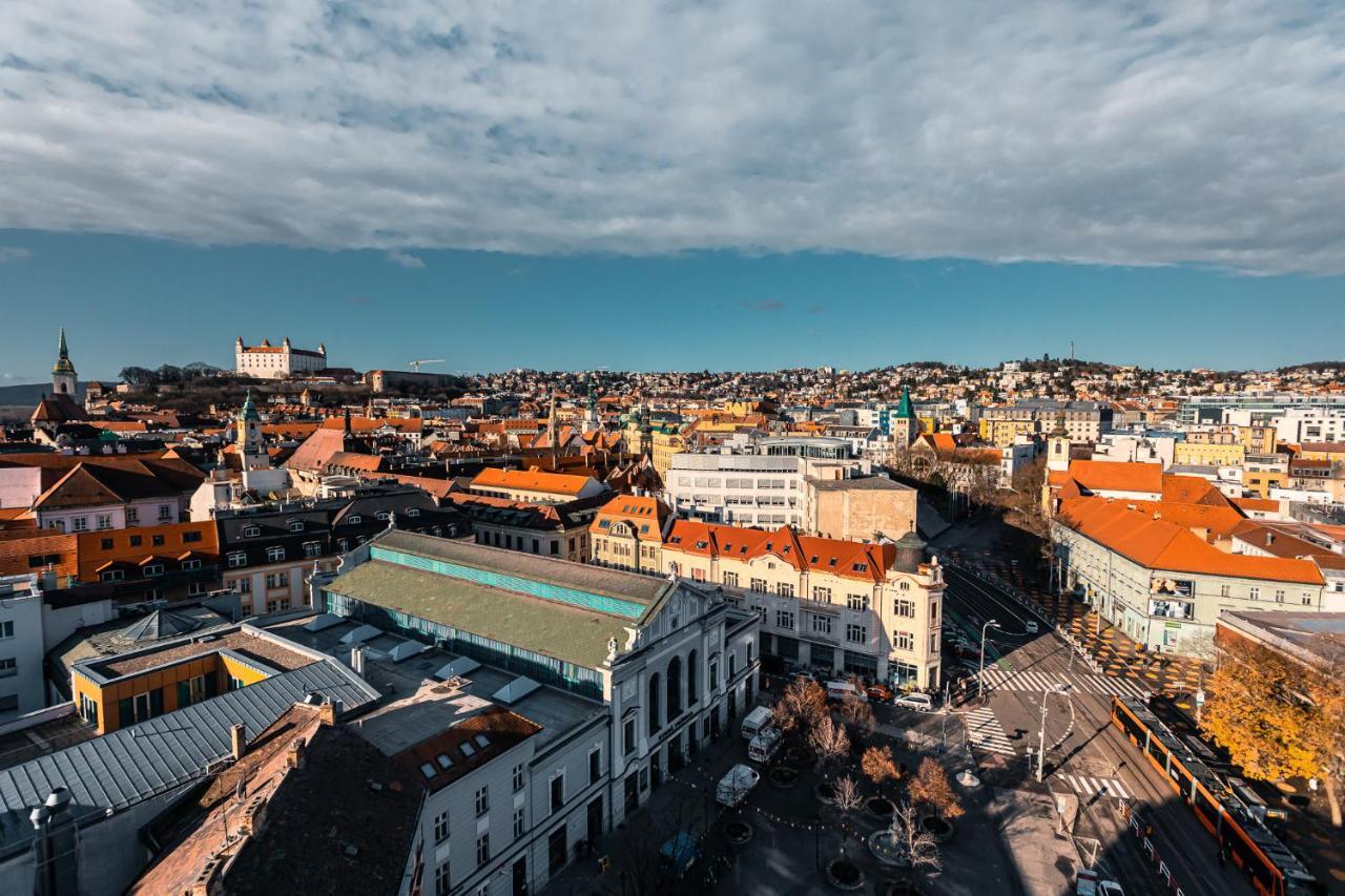 Top Floor Manderla Братислава Екстер'єр фото